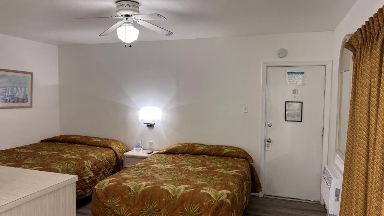 Riviera Resort&Suites Wildwood Exterior foto